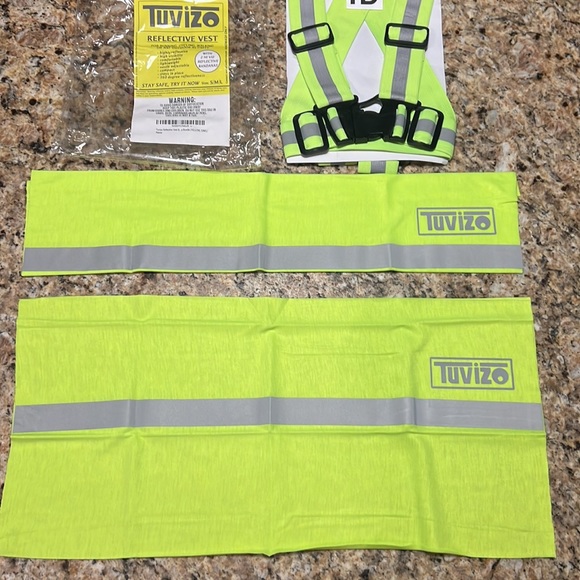 Tuvizo Yellow Reflective Strap Safety Vest & 2 Hi Viz Bandanas - Picture 6 of 6